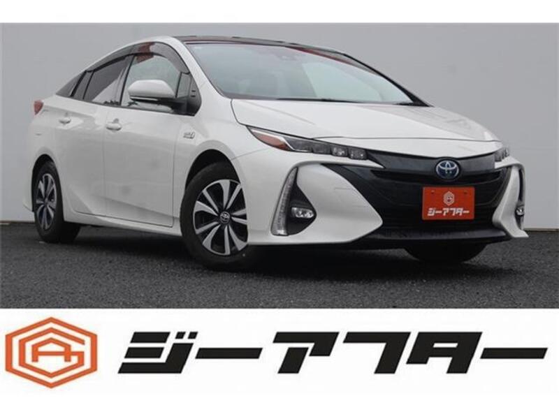 TOYOTA PRIUS PHV