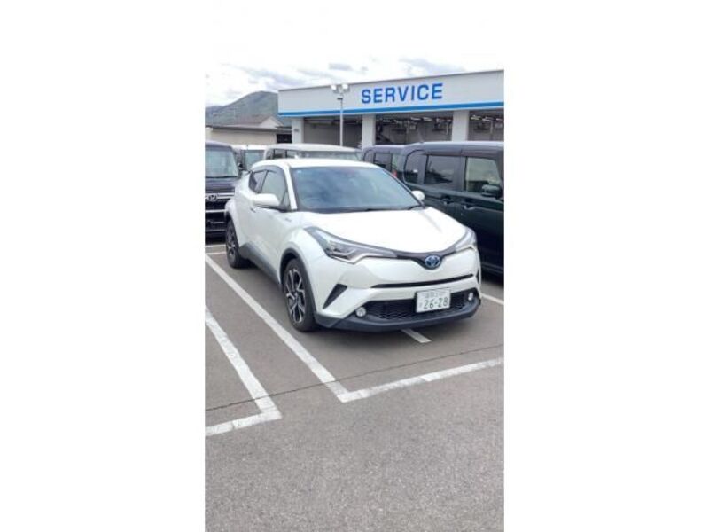 TOYOTA C-HR