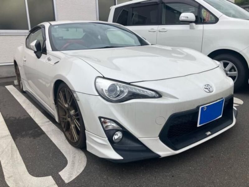TOYOTA 86