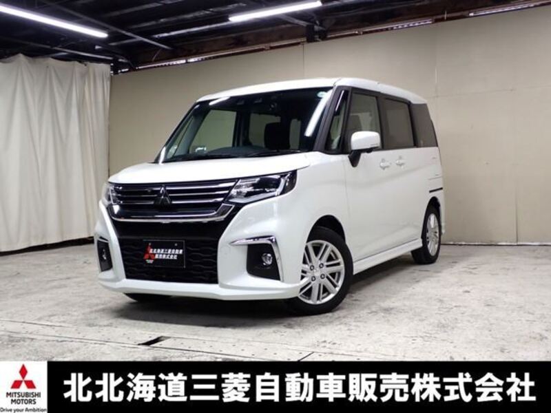 MITSUBISHI DELICA D2