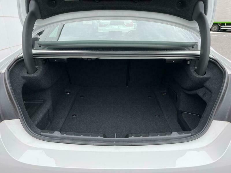 4 SERIES