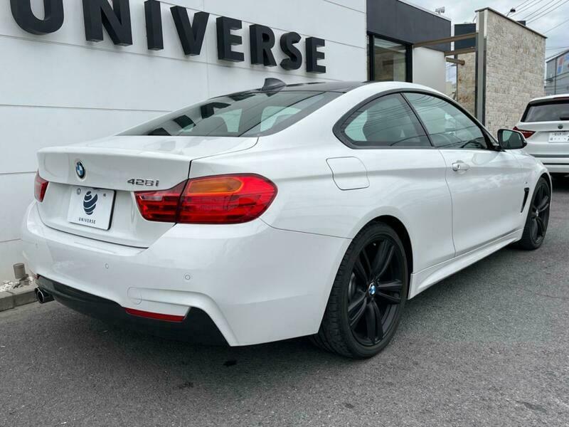 4 SERIES