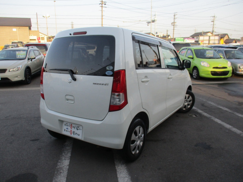 WAGON R