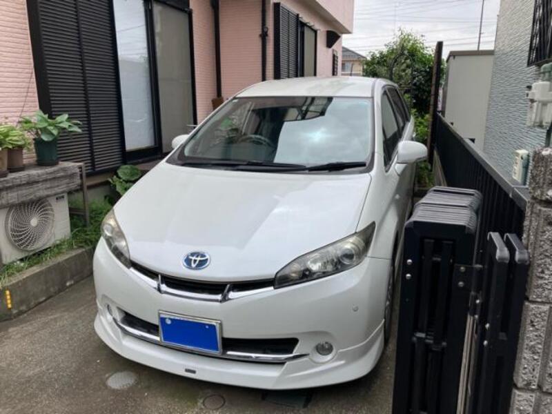 TOYOTA WISH