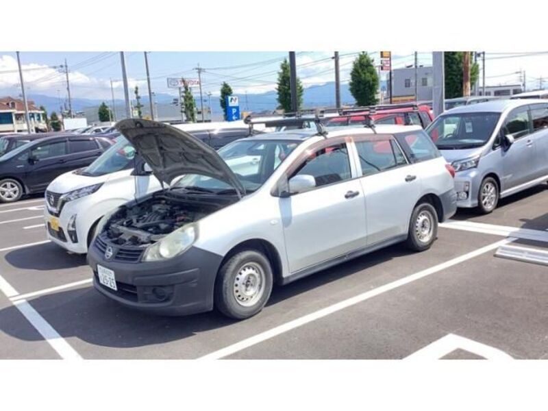 NISSAN AD