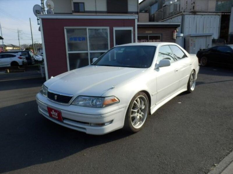 TOYOTA MARK II