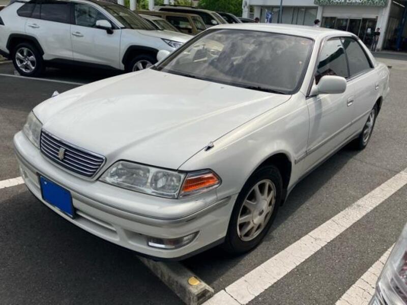 TOYOTA MARK II