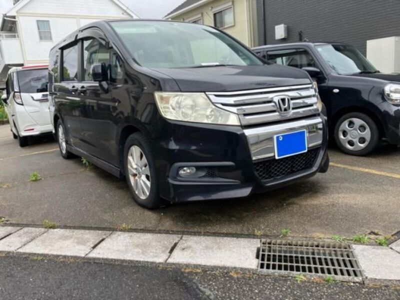 HONDA STEPWAGON SPADA