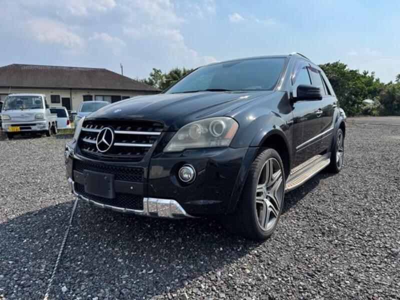 MERCEDES-BENZ M-CLASS