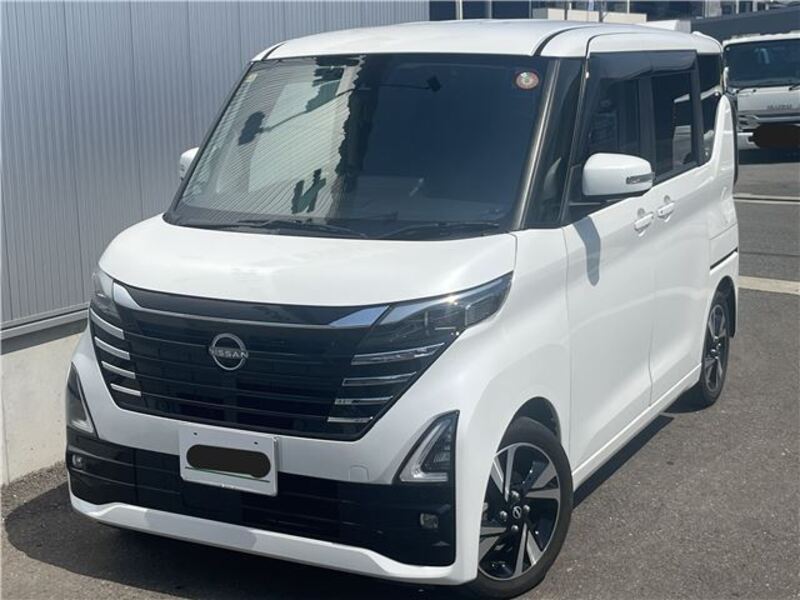 NISSAN ROOX