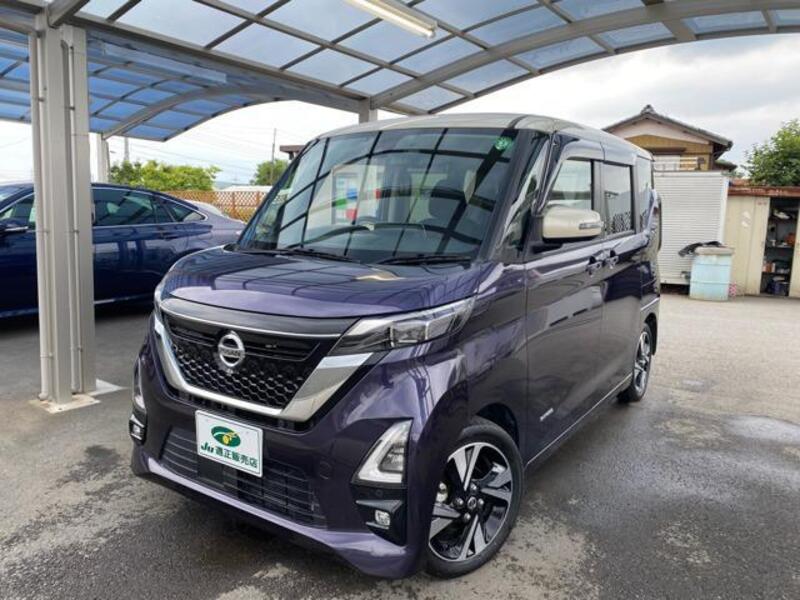 NISSAN ROOX
