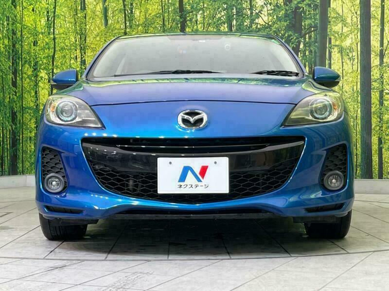 Axela Sport