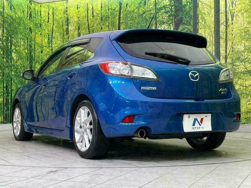 Axela Sport