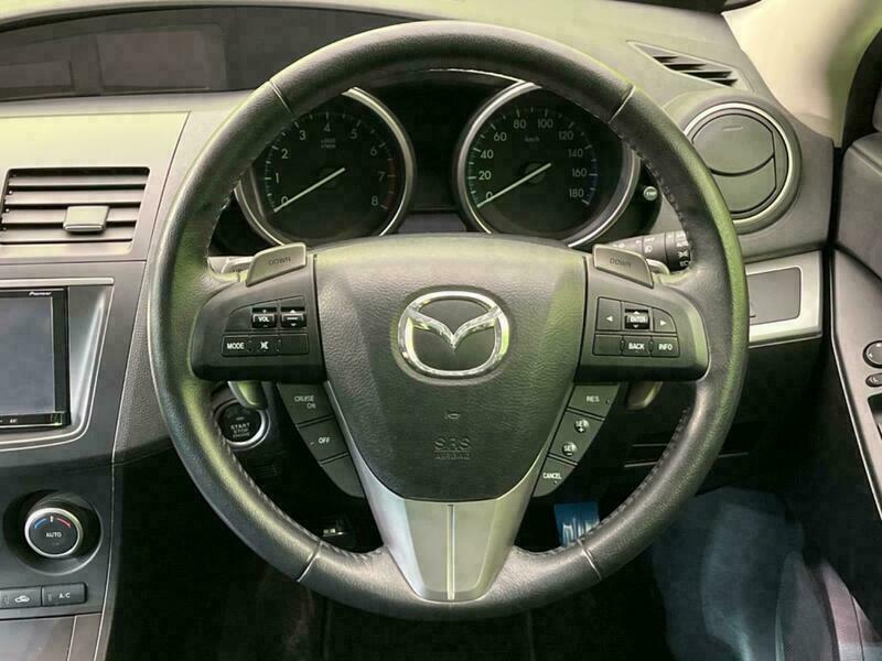 Axela Sport