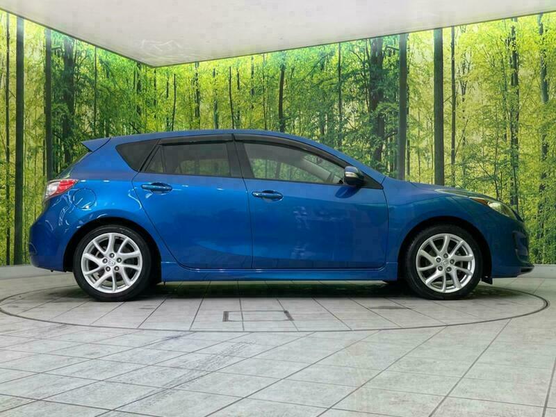 Axela Sport