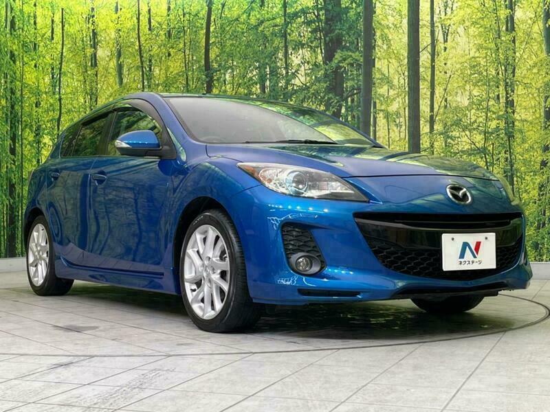 Axela Sport