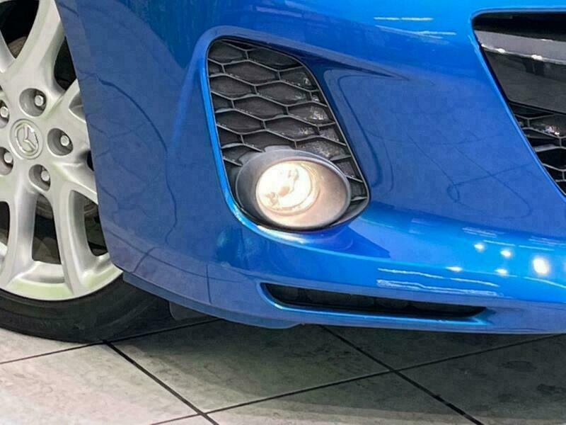 Axela Sport