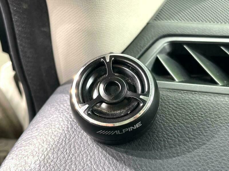 IMPREZA_XV
