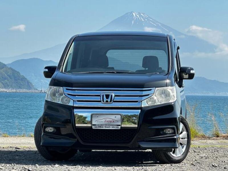 HONDA STEPWAGON SPADA