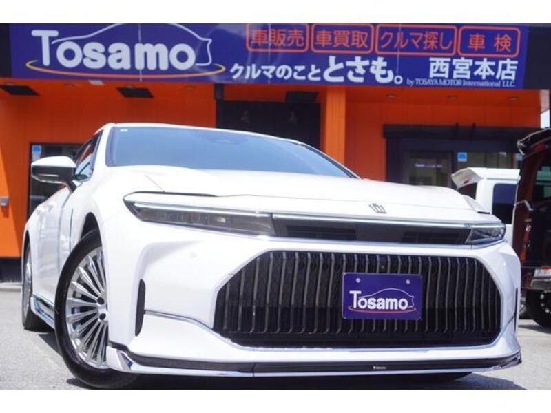 TOYOTA CROWN
