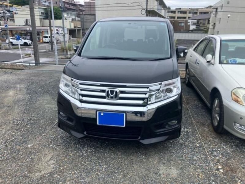 HONDA STEPWAGON SPADA