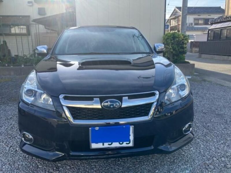 SUBARU LEGACY B4