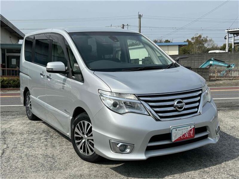 NISSAN SERENA