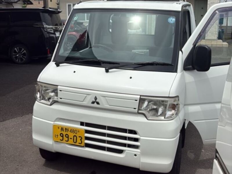 MITSUBISHI MINICAB TRUCK