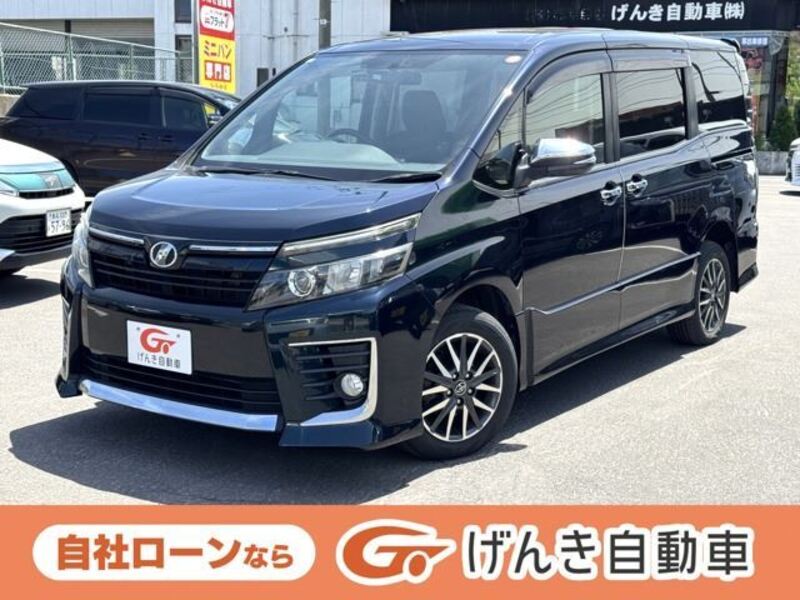 TOYOTA VOXY