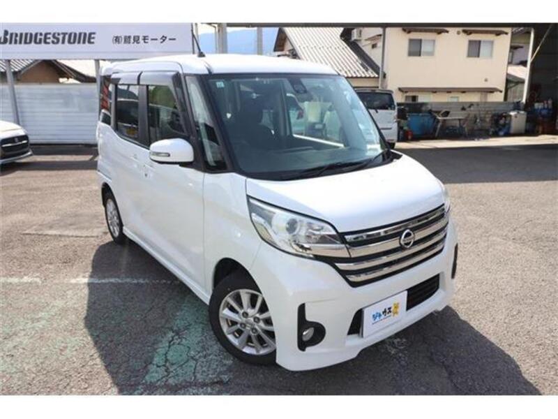NISSAN DAYZ ROOX