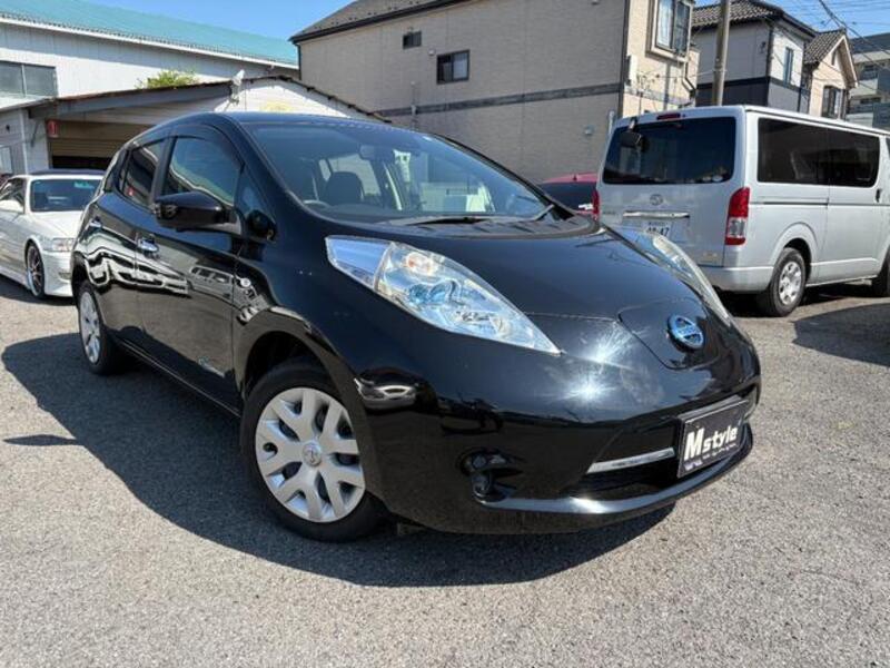 NISSAN LEAF