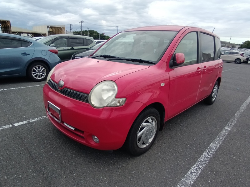 TOYOTA SIENTA