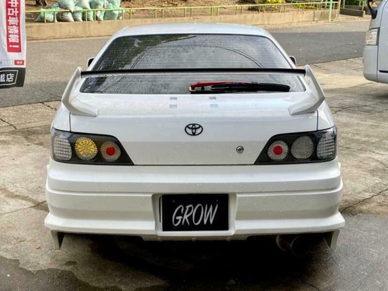 COROLLA LEVIN