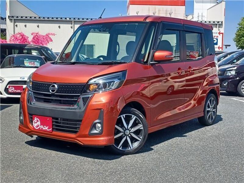 NISSAN DAYZ ROOX