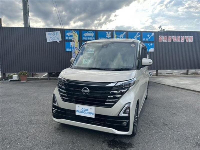 NISSAN ROOX