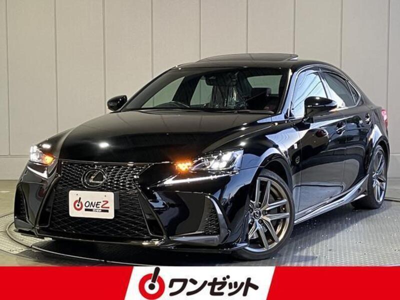 LEXUS IS