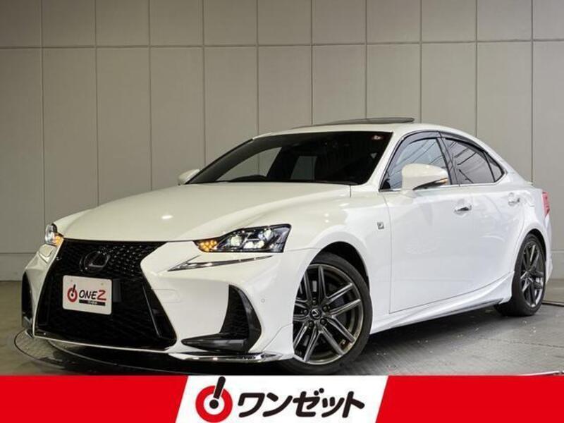 LEXUS IS