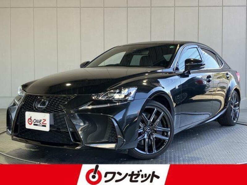 LEXUS IS