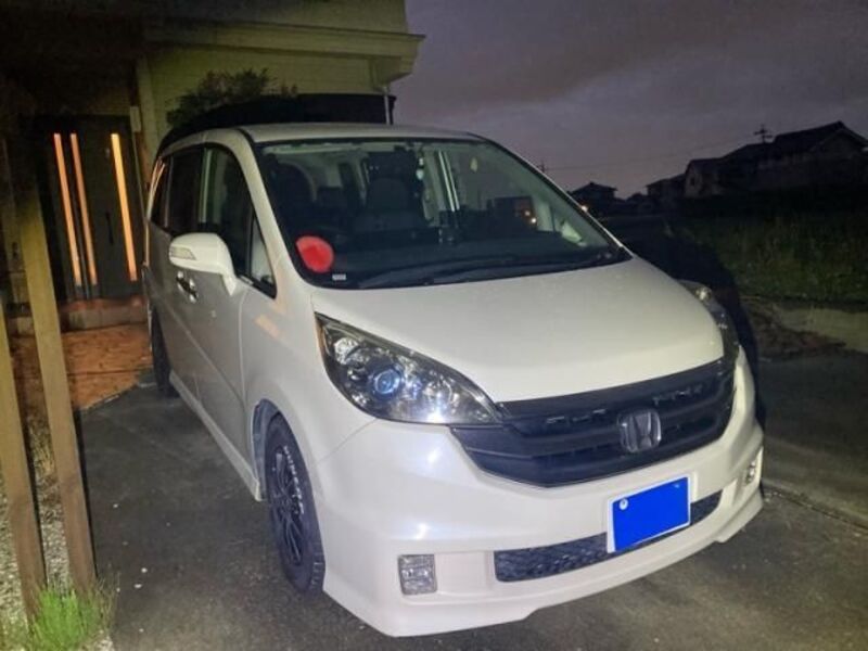 HONDA STEPWAGON SPADA