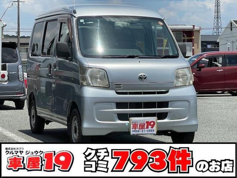 TOYOTA PIXIS VAN