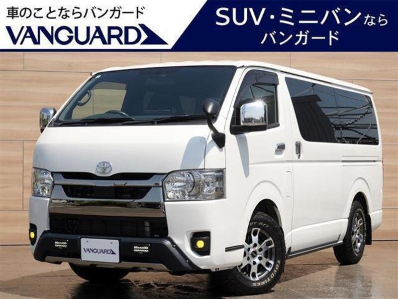TOYOTA HIACE