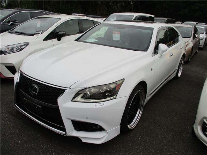 LEXUS LS