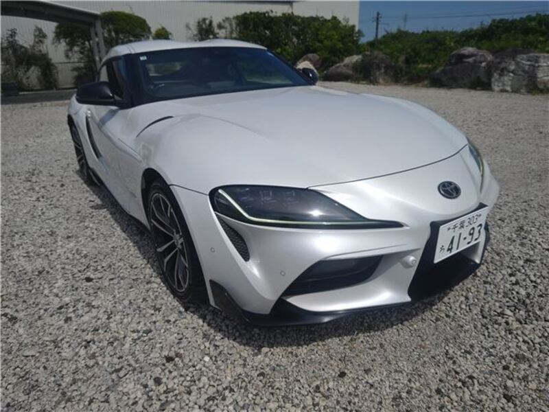 TOYOTA SUPRA