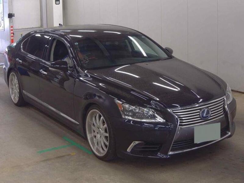 LEXUS LS