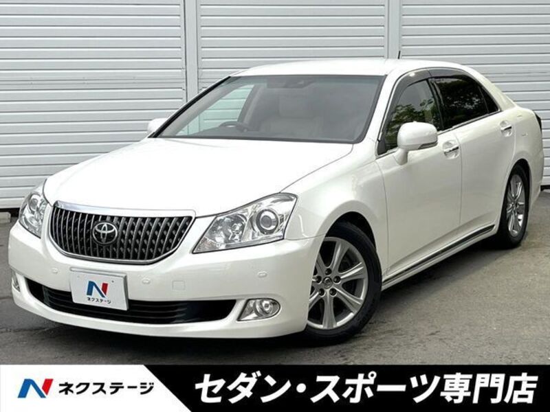 TOYOTA CROWN MAJESTA