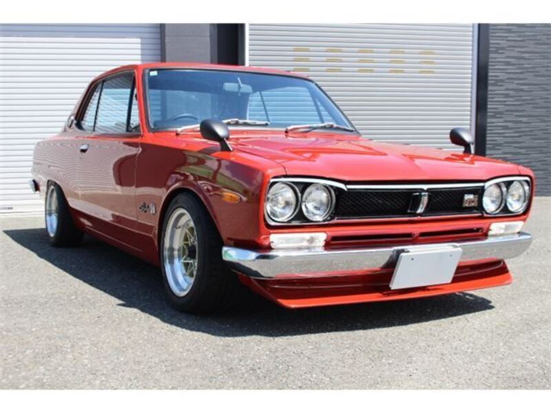 NISSAN SKYLINE