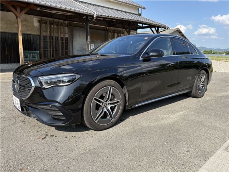 MERCEDES-BENZ E-CLASS
