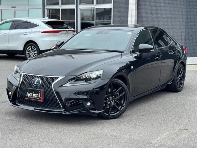 LEXUS IS