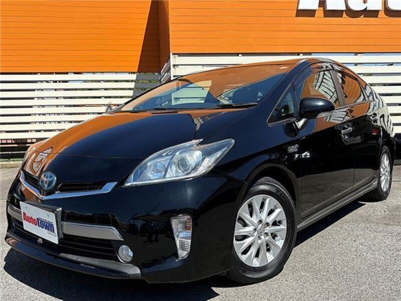 TOYOTA PRIUS PHV