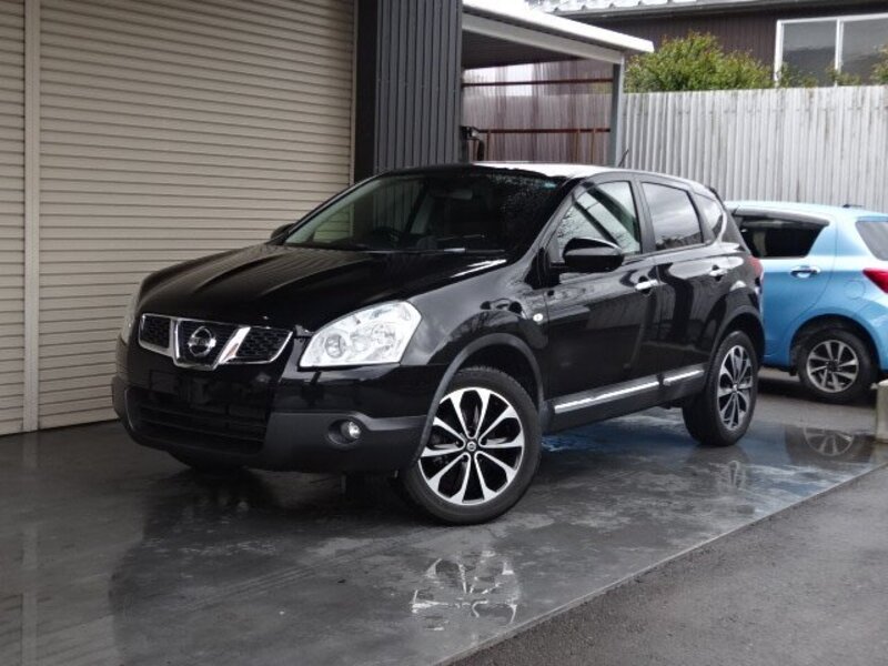 NISSAN DUALIS